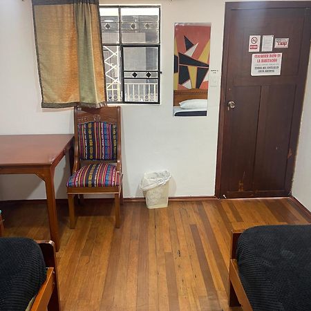 El Jardin Escondido Party Hostel بانيوس المظهر الخارجي الصورة