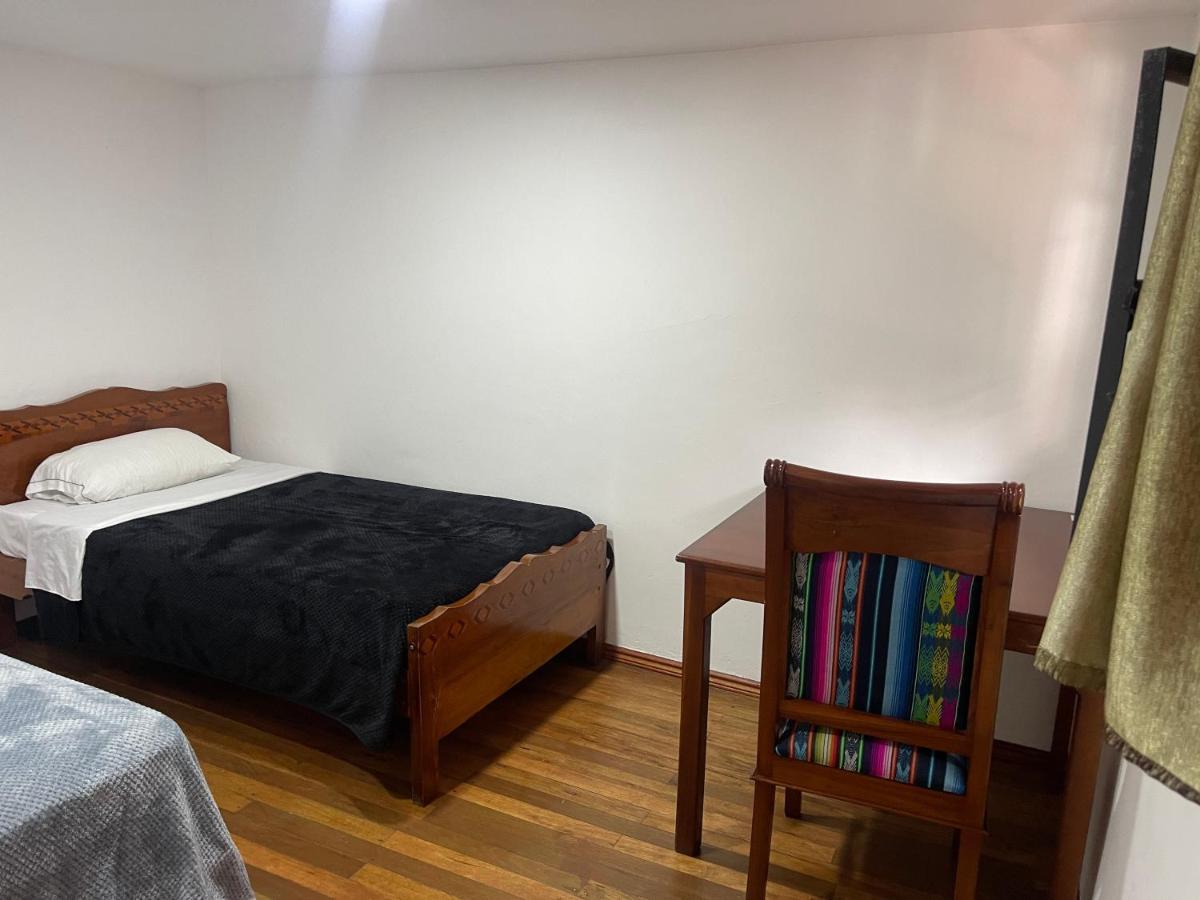 El Jardin Escondido Party Hostel بانيوس المظهر الخارجي الصورة