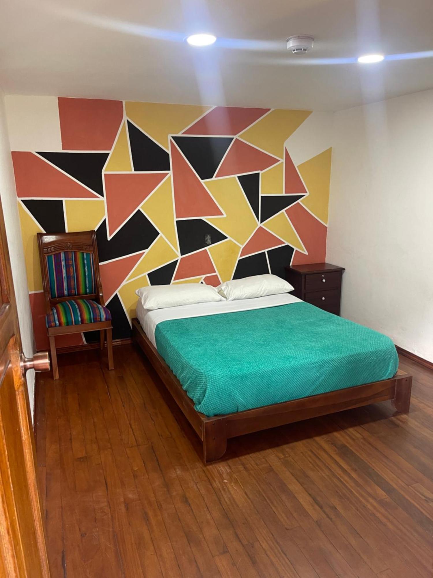 El Jardin Escondido Party Hostel بانيوس المظهر الخارجي الصورة