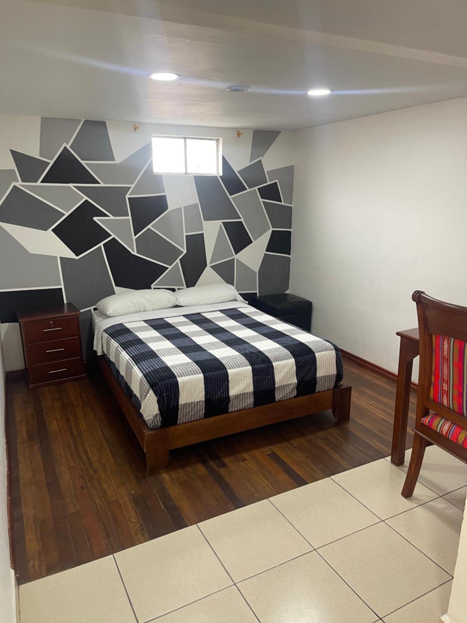 El Jardin Escondido Party Hostel بانيوس المظهر الخارجي الصورة